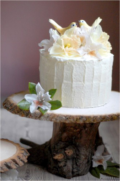 DIY rustic wedding cake stand project from OnceWed.com