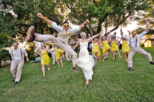 casual outdoor Virginia real wedding at the Rock Hill Plantation House, photos by Rebekah J. Murray Photography