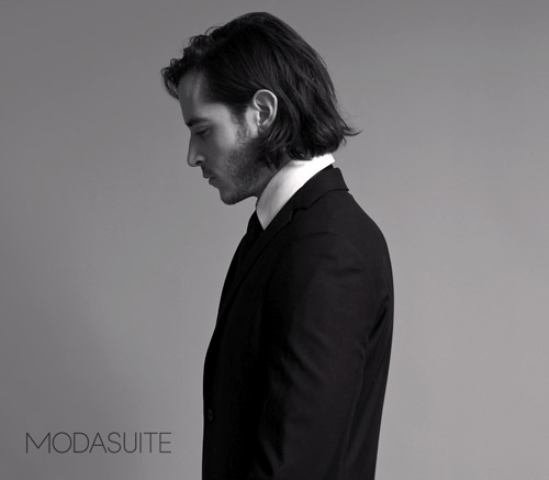 Modern men's wedding suits and tuxedos from Modasuite