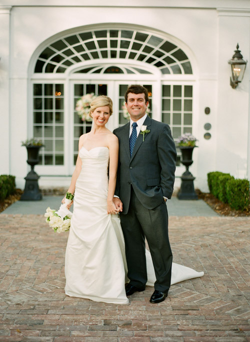 Charleston, South Carolina wedding at Lowndes Grove Plantation, navy, gray, pink and ivory wedding color ideas, photos by Virgil Bunao Photography