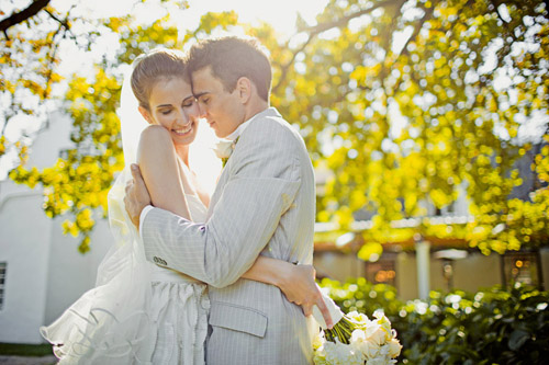 Vineyard white and silver wedding at Palmiet Valley Estate in Paarl, South Africa, photography by Rensche Mari