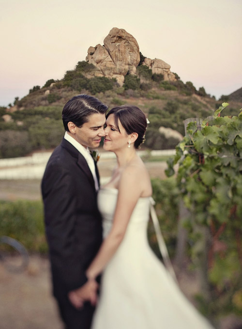 rustic elegant wedding at Saddlerock Ranch in Malibu, California, outdoor wedding, navy, burgundy, fuchsia and orange wedding colors, photos by Joy Marie Photography