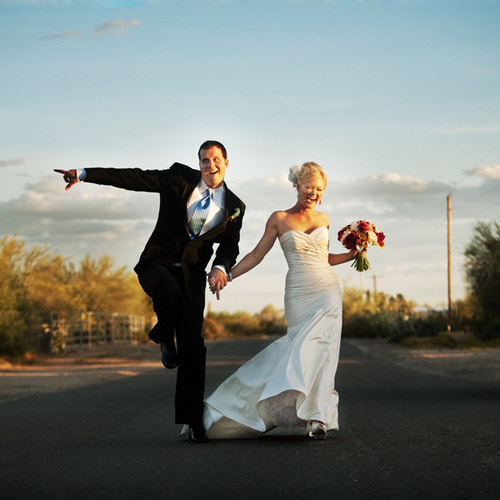 fresh, modern, Arizona real wedding, blue and white color palette, images by Keith Pitts Photography
