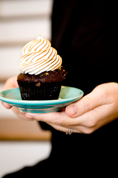 Trophy Cupcakes chocolate graham cracker and toasted marshmallow cupcakes recipe, as seen on Martha Stewart