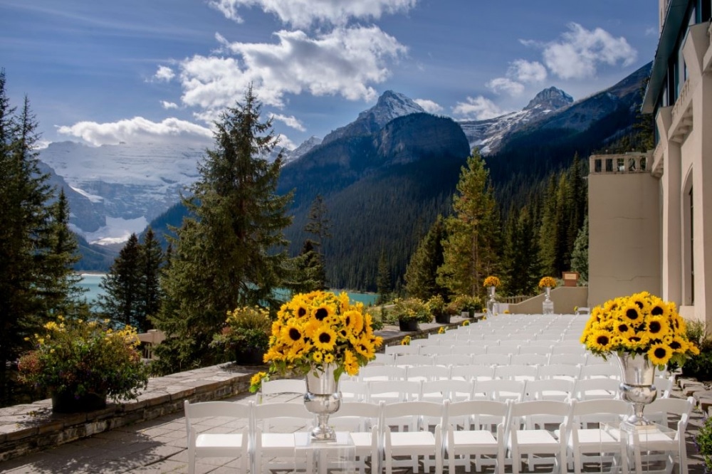 Fairmont Chateau Lake Louise Wedding Venue Alberta Junebug Weddings