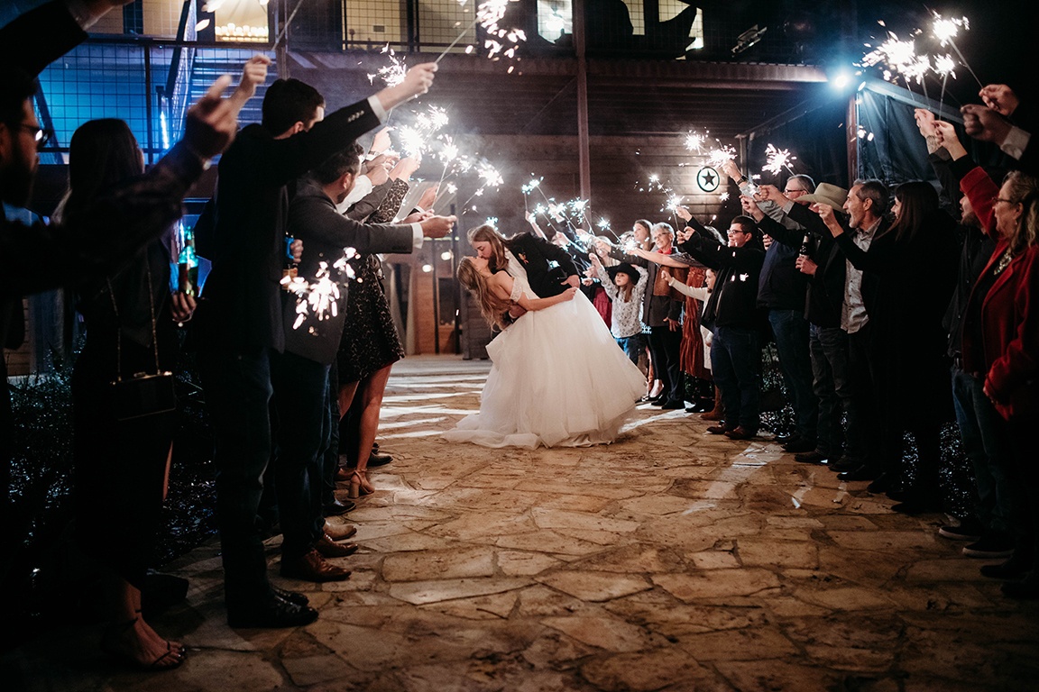 Kayla Jane Photography - wedding photographer - San Antonio | Junebug  Weddings