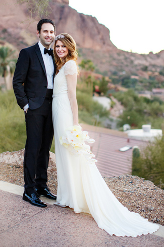 Elegant wedding at Sanctuary Camelback Mountain in Paradise Valley, Arizona with photos by Jennifer Bowen Photography