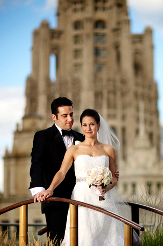 downtown Chicago wedding, Trump International Hotel and Tower - photos by top Chicago wedding photographer Kevin Weinstein