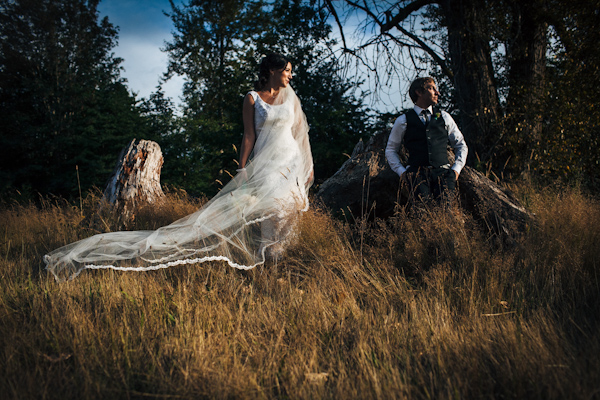 casual rustic wedding in Kent, Washington with photos by ANZA foto + film