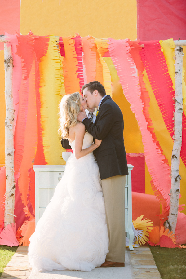 cheerful Texas wedding by Lavender Joy Weddings with photos by Taylor Lord Photography | via junebugweddings.com