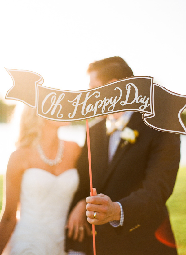 cheerful Texas wedding by Lavender Joy Weddings with photos by Taylor Lord Photography | via junebugweddings.com