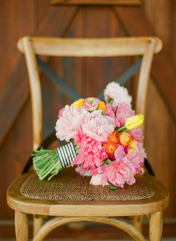 cheerful Texas wedding by Lavender Joy Weddings with photos by Taylor Lord Photography | via junebugweddings.com