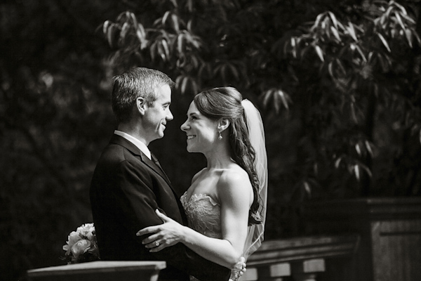 Elegant blush, cream and gray Garden wedding in Atlanta, Georgia, photos by Vue Photography | via junebugweddings.com