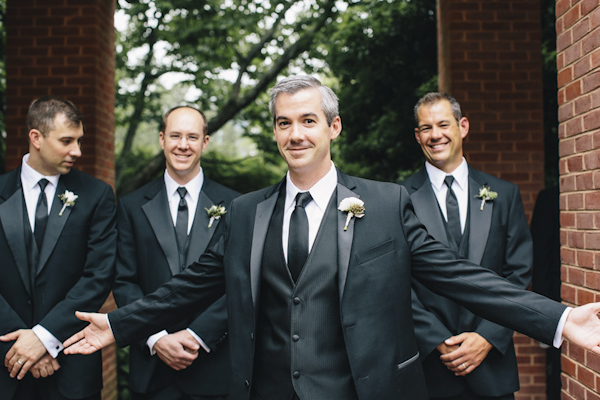 Elegant blush, cream and gray Garden wedding in Atlanta, Georgia, photos by Vue Photography | via junebugweddings.com