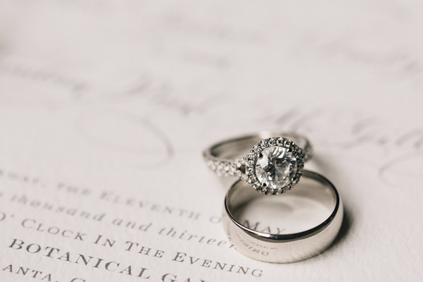 Elegant blush, cream and gray Garden wedding in Atlanta, Georgia, photos by Vue Photography | via junebugweddings.com