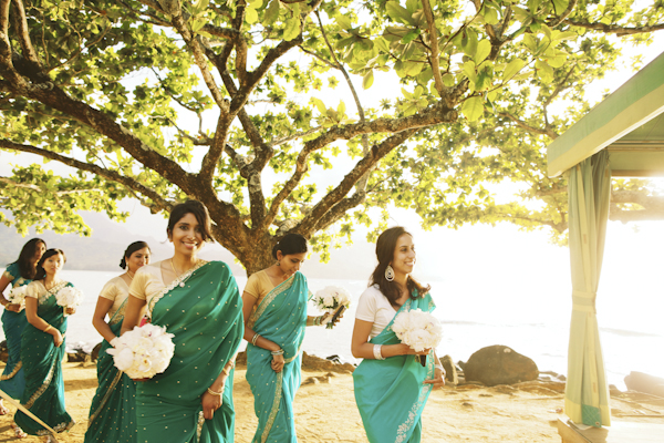 indian american wedding in Hawaii, photos by Anna Kim Photography | via junebugweddings.com