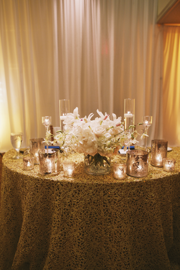 indian american wedding in Hawaii, photos by Anna Kim Photography | via junebugweddings.com