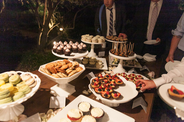 picturesque vineyard wedding in San Jose with photos by Jinda Photography | via junebugweddings.com