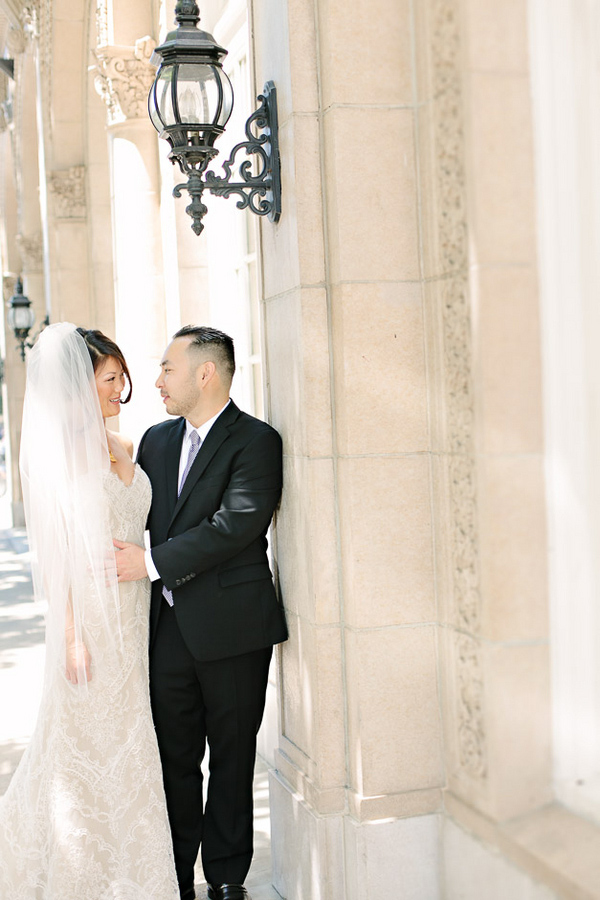 picturesque vineyard wedding in San Jose with photos by Jinda Photography | via junebugweddings.com