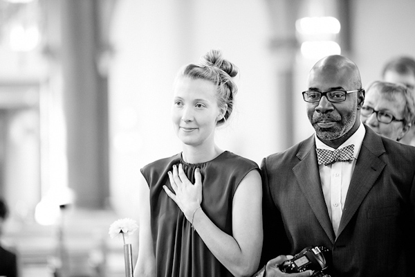 purple, burgundy, vintage wedding in Sweden, photos by Sweden wedding photographer Dayfotografi | via junebugweddings.com