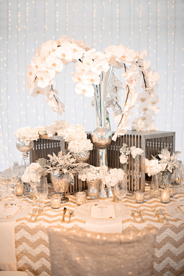 shimmering gold silver and cream wedding color inspiration | via junebugweddings.com
