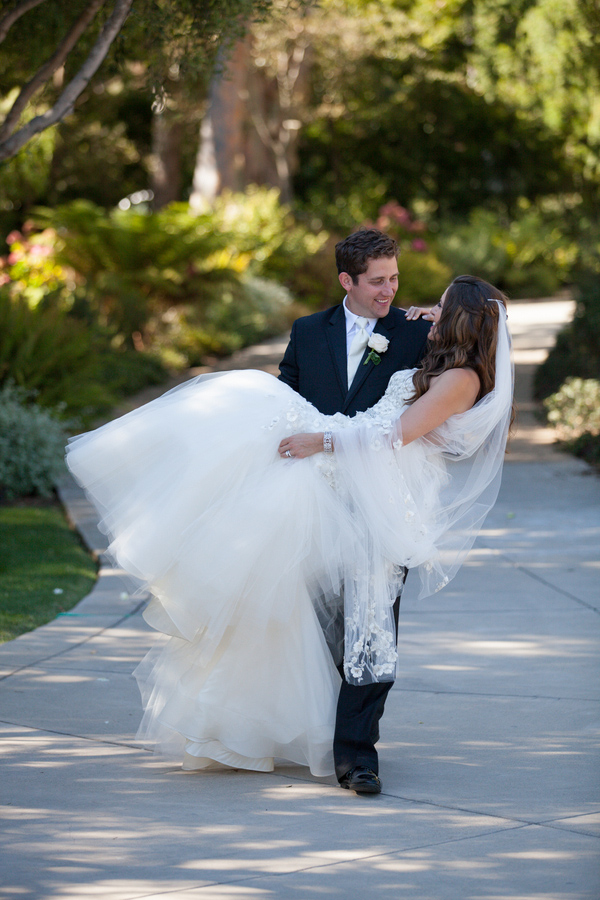 stunning private estate wedding in Santa Barbara with photos by Melissa Musgrove | via junebugweddings.com