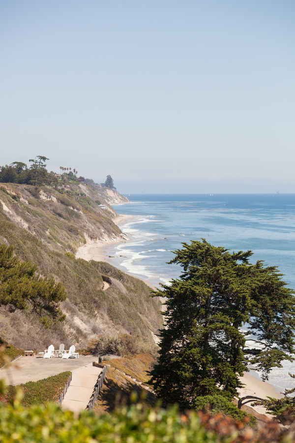 stunning private estate wedding in Santa Barbara with photos by Melissa Musgrove | via junebugweddings.com