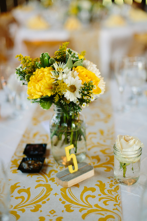 sunny rustic barn wedding in Michigan with photos by Dan Stewart | via junebugweddings.com