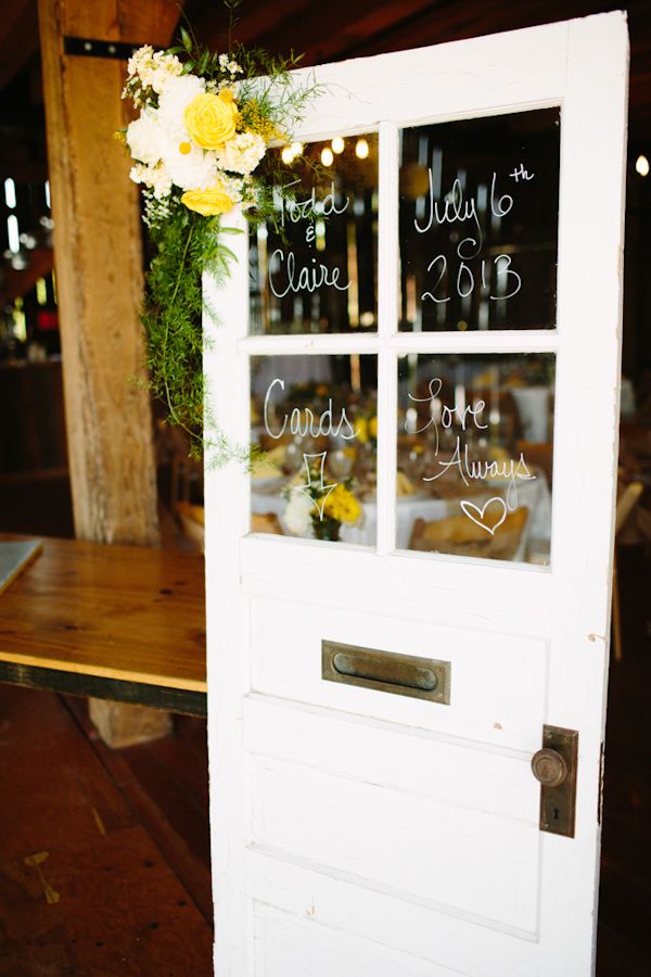 sunny rustic barn wedding in Michigan with photos by Dan Stewart | via junebugweddings.com