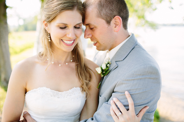 sunny rustic barn wedding in Michigan with photos by Dan Stewart | via junebugweddings.com