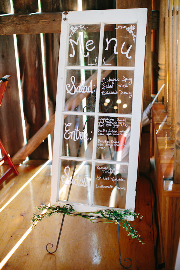 sunny rustic barn wedding in Michigan with photos by Dan Stewart | via junebugweddings.com