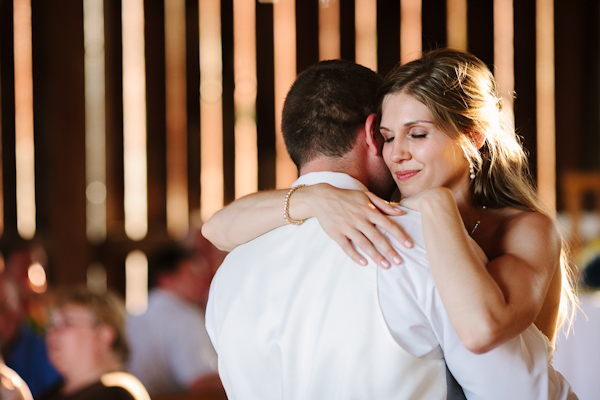 sunny rustic barn wedding in Michigan with photos by Dan Stewart | via junebugweddings.com