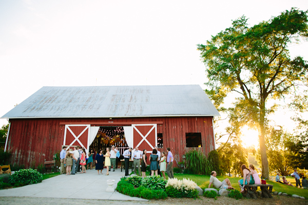 sunny rustic barn wedding in Michigan with photos by Dan Stewart | via junebugweddings.com