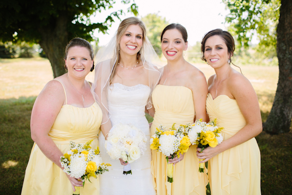 sunny rustic barn wedding in Michigan with photos by Dan Stewart | via junebugweddings.com