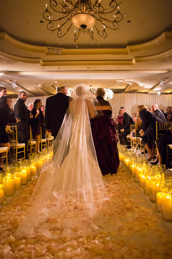 traditional romantic ballroom wedding at The Ritz Carlton, Washington D.C. with photos by Ira Lippke Studios | via junebugweddings.com
