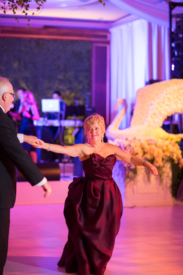 traditional romantic ballroom wedding at The Ritz Carlton, Washington D.C. with photos by Ira Lippke Studios | via junebugweddings.com