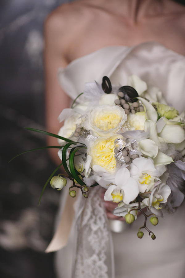 art deco glam wedding inspiration shoot with photos by Andria Lo | via junebugweddings.com