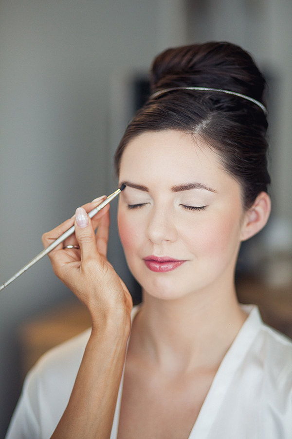 how to achieve a timeless classic bridal party look with photos by Sachin Khona | via junebugweddings.com