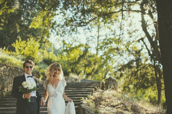 intimate wedding in Florence, Italy, photos by Italian wedding photographers Alessandro and Veronica Roncaglione | via junebugweddings.com