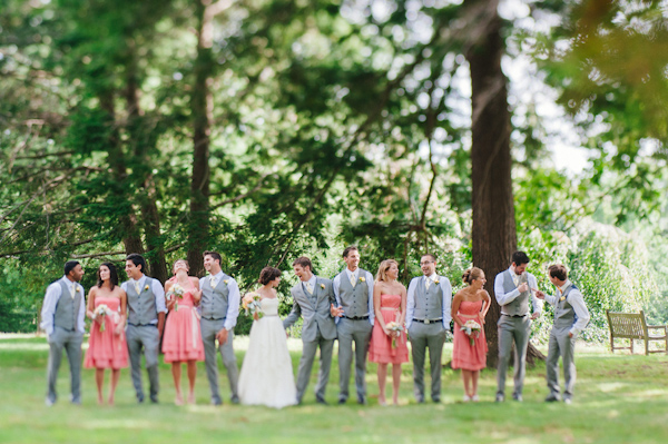 laid-back summer wedding with photos by Amanda Marie Studios | via junebugweddings.com