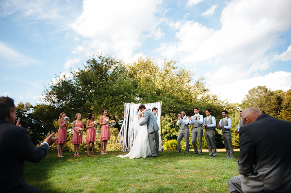 laid-back summer wedding with photos by Amanda Marie Studios | via junebugweddings.com