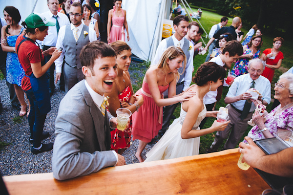 laid-back summer wedding with photos by Amanda Marie Studios | via junebugweddings.com