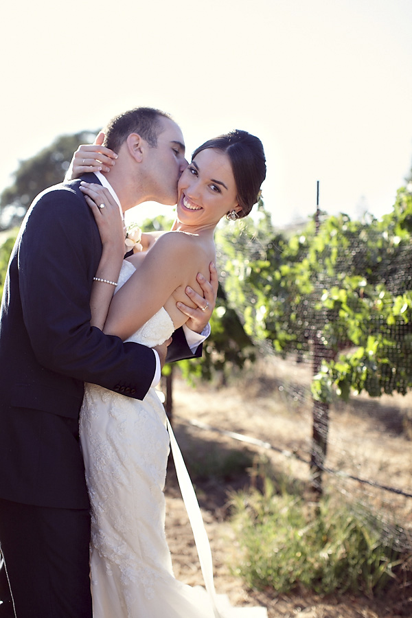 vineyard wedding at Sunstone Winery, Santa Ynez, California, photos by Santa Barbara, CA wedding photographers Ashleigh Taylor Photography | via junebugweddings.com