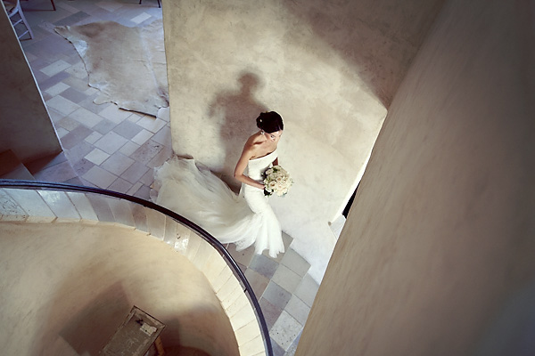 vineyard wedding at Sunstone Winery, Santa Ynez, California, photos by Santa Barbara, CA wedding photographers Ashleigh Taylor Photography | via junebugweddings.com