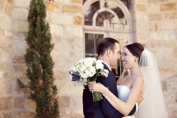 vineyard wedding at Sunstone Winery, Santa Ynez, California, photos by Santa Barbara, CA wedding photographers Ashleigh Taylor Photography | via junebugweddings.com