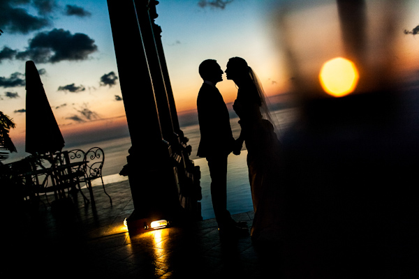 tropical Costa Rica destination wedding with photography by A Brit & A Blonde | junebugweddings.com