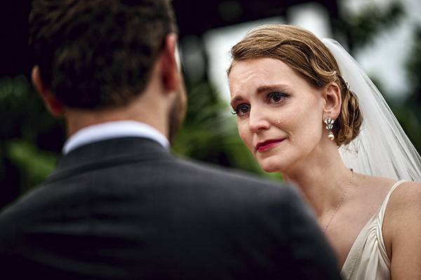 intimate destination wedding in Costa Rica, photos by Davina and Daniel | via junebugweddings.com