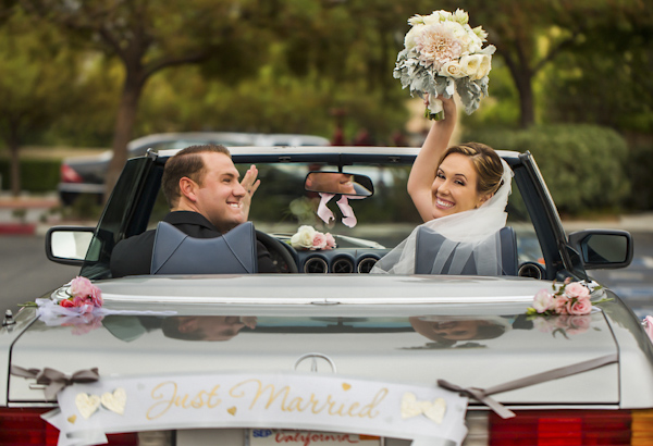 blush and gold california wedding at private family estate, wedding photos by D. Park Photography | via junebugweddings.com