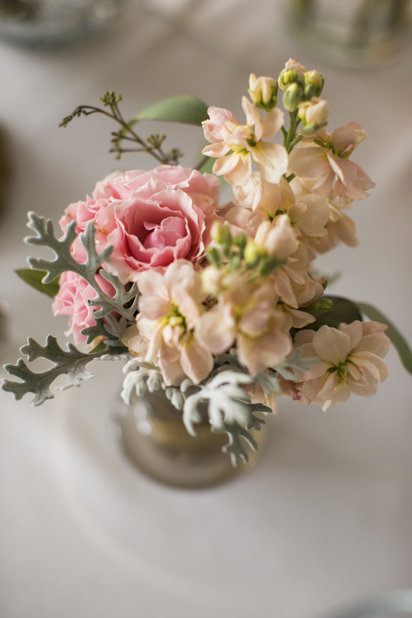 blush and gold california wedding at private family estate, wedding photos by D. Park Photography | via junebugweddings.com