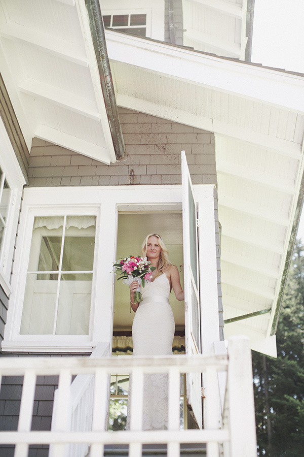 rustic wedding at Woodstock Farm in Bellingham, Washington, photos by Michel M. Waite Photography | via junebugweddings.com